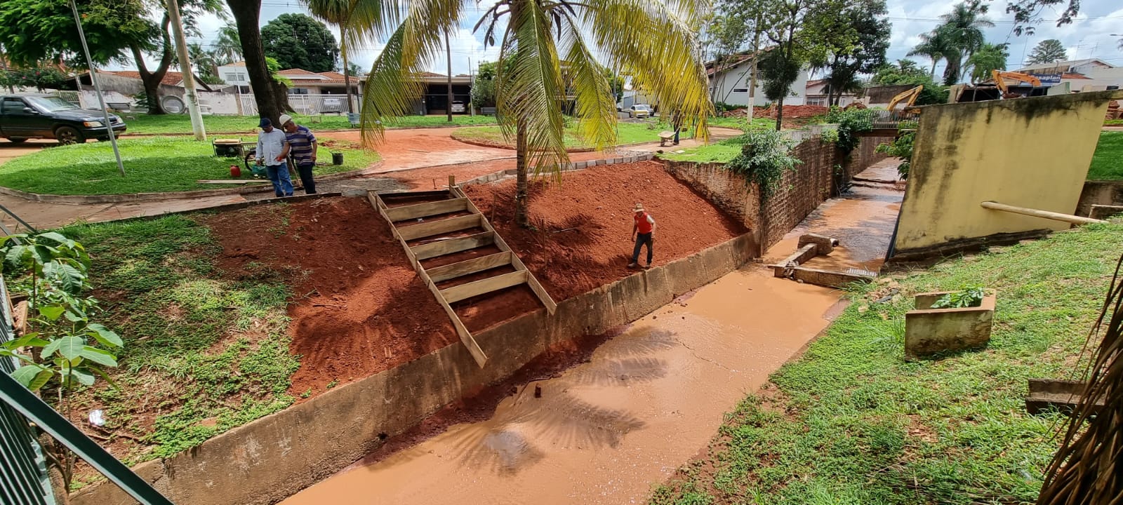 SAAE Barretos faz contenção do solo na cabeceira do córrego São Sebastião